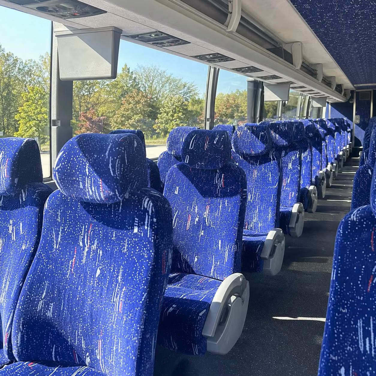 grand prairie charter bus